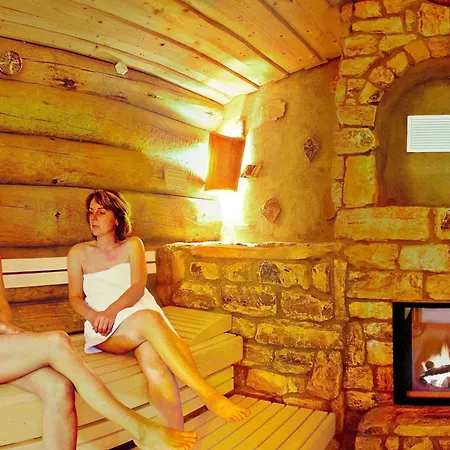 In Mit Gemeinschaftspool Ferienhaus