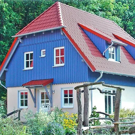 In Mit Gemeinschaftspool Ferienhaus *